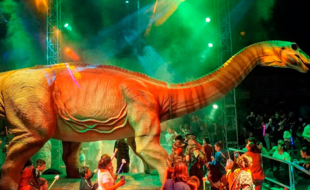 Llegan Dinosaurios A Cancún