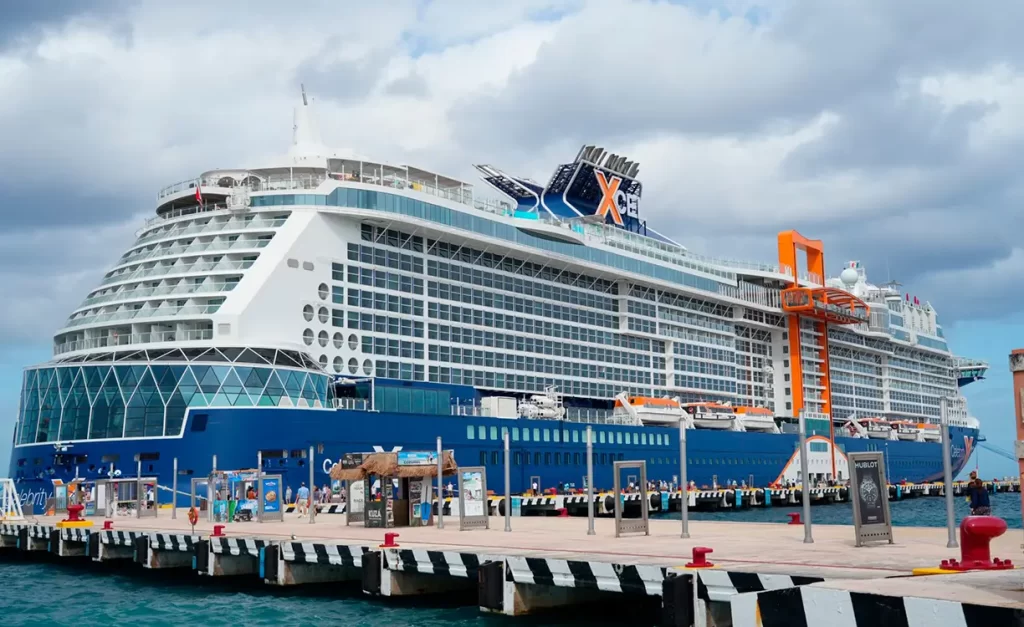 Cozumel recibe al Celebrity Xcel, el crucero más moderno del mundo