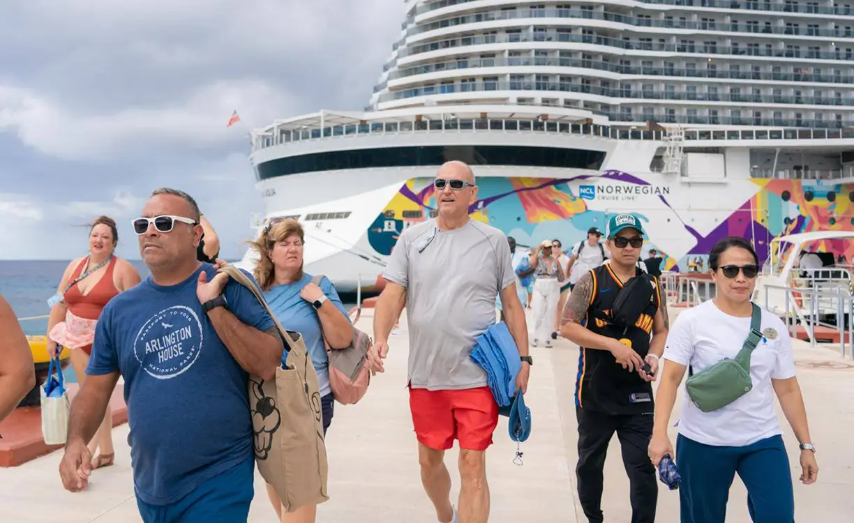 Cozumel cierra 2025 con 11 nuevos cruceros y un máximo histórico de arribos