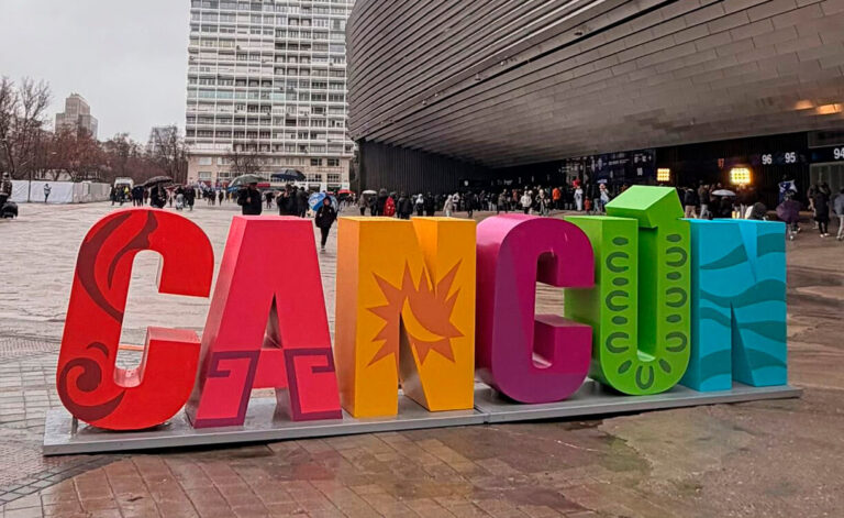 Cancún se promociona en el estadio Santiago Bernabéu durante FITUR