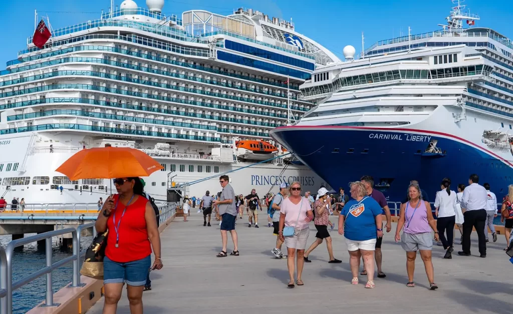 Turismo de cruceros en Quintana Roo cierra 2025 con cifras históricas